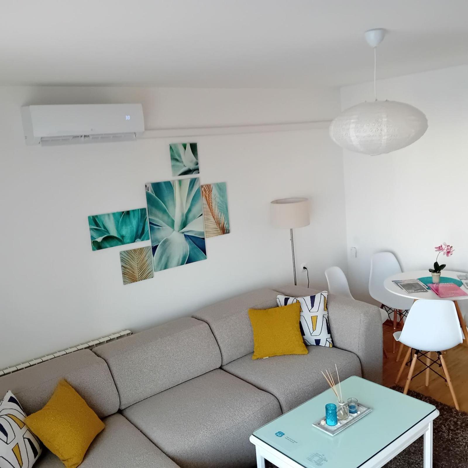 Route 68 Apartment Sarajevo Ngoại thất bức ảnh